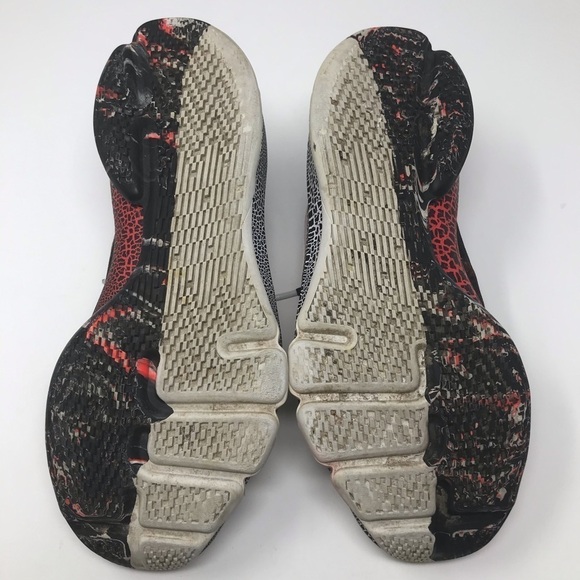 Nike KD 8 Christmas Edition - Youth 7 Style: #824464-106 Size: Youth 7 - Picture 7 of 9